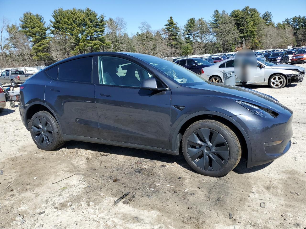 2025 TESLA MODEL Y - Фото 4