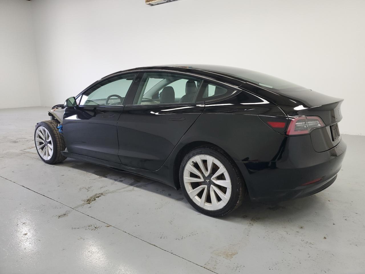 2022 TESLA MODEL 3 - Image 2