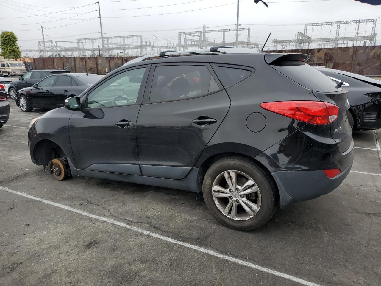 2012 HYUNDAI TUCSON GLS - Image 2