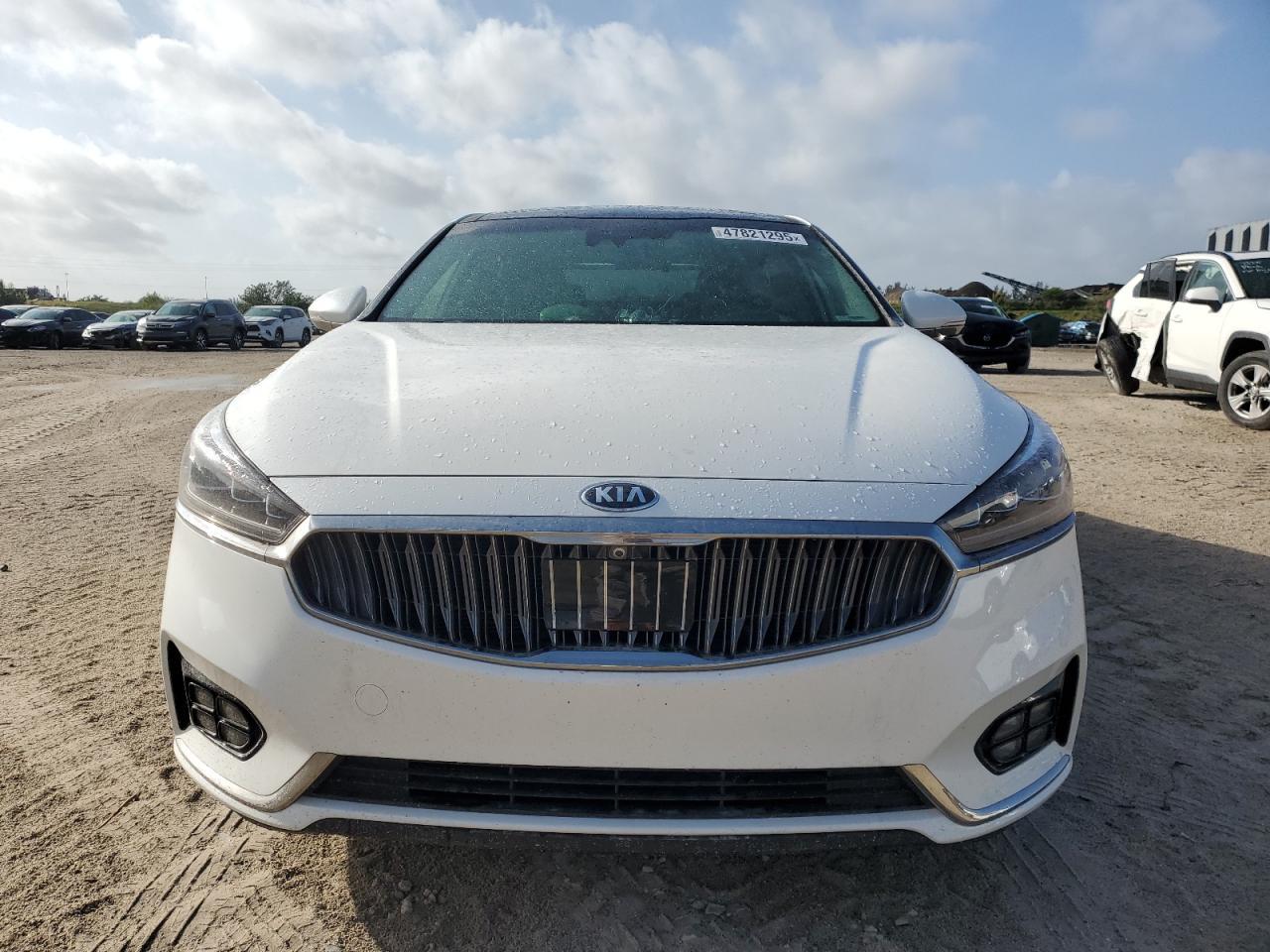 2017 KIA CADENZA PR - Image 5