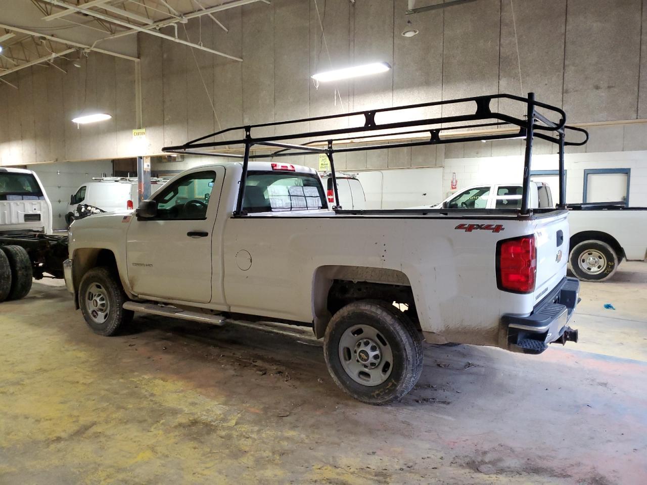 2015 CHEVROLET SILVERADO - Фото 2
