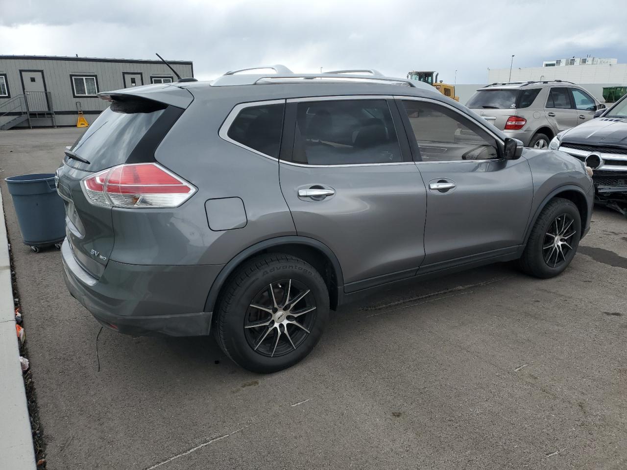 2015 NISSAN ROGUE S - Image 3