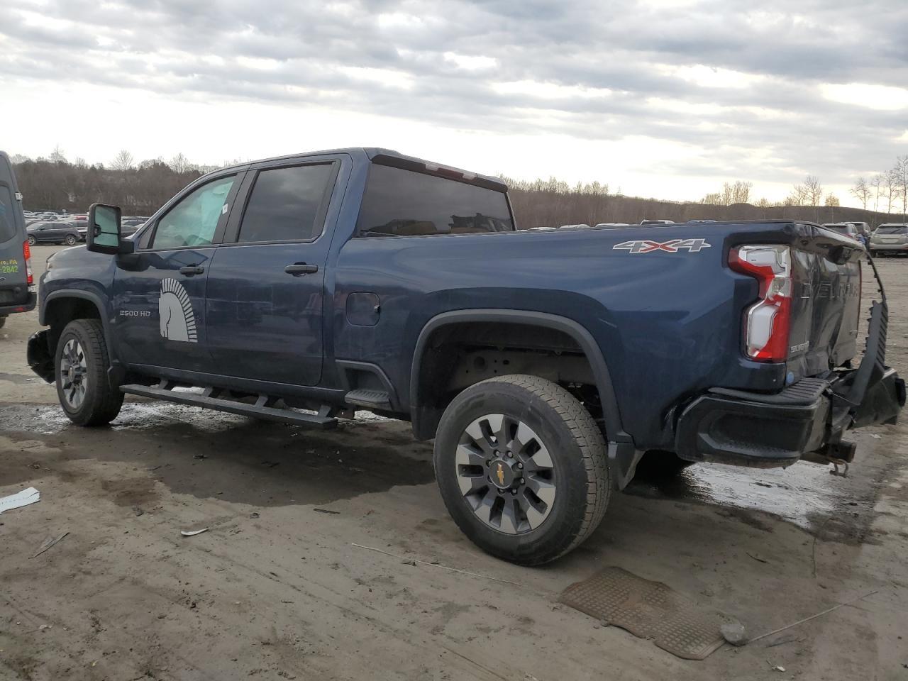2021 CHEVROLET SILVERADO - Фото 2