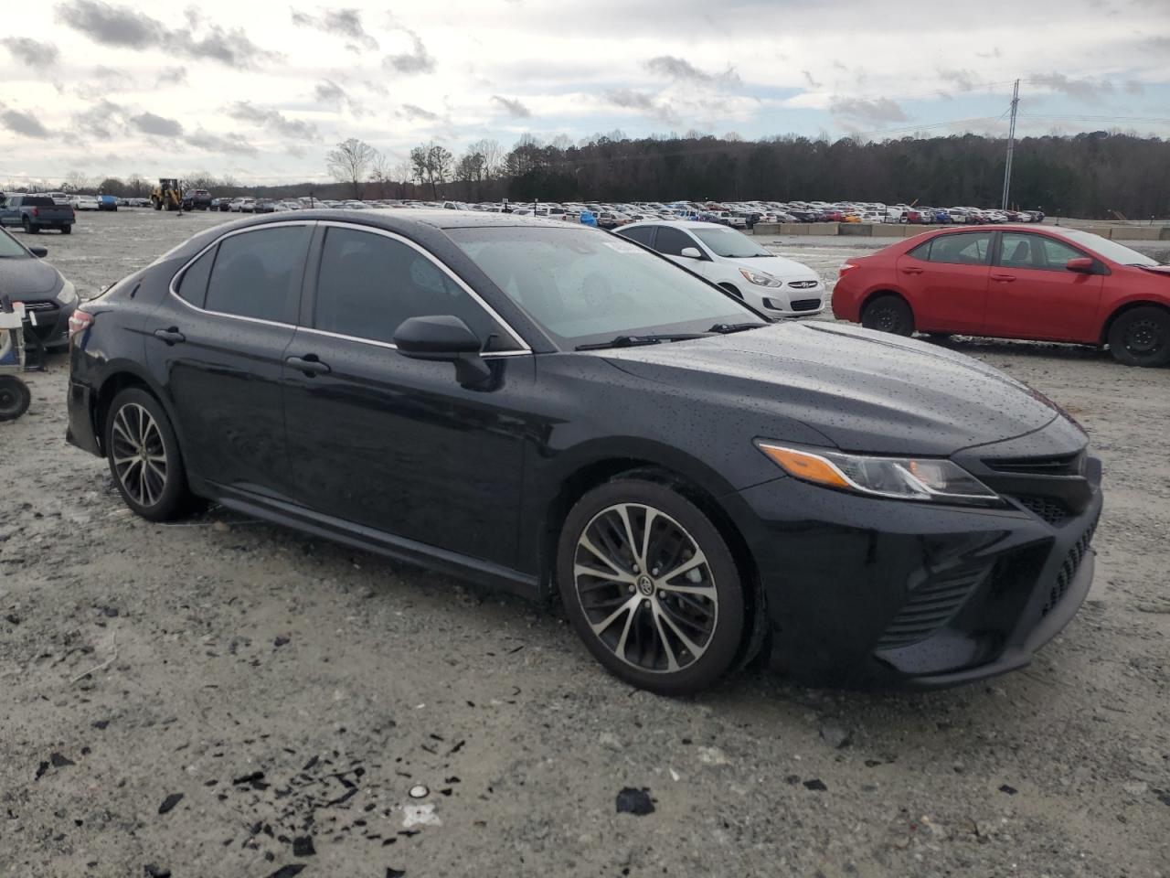 2018 TOYOTA CAMRY L - Image 4