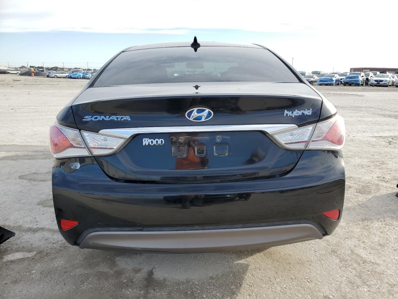 2011 HYUNDAI SONATA HYB - Фото 6