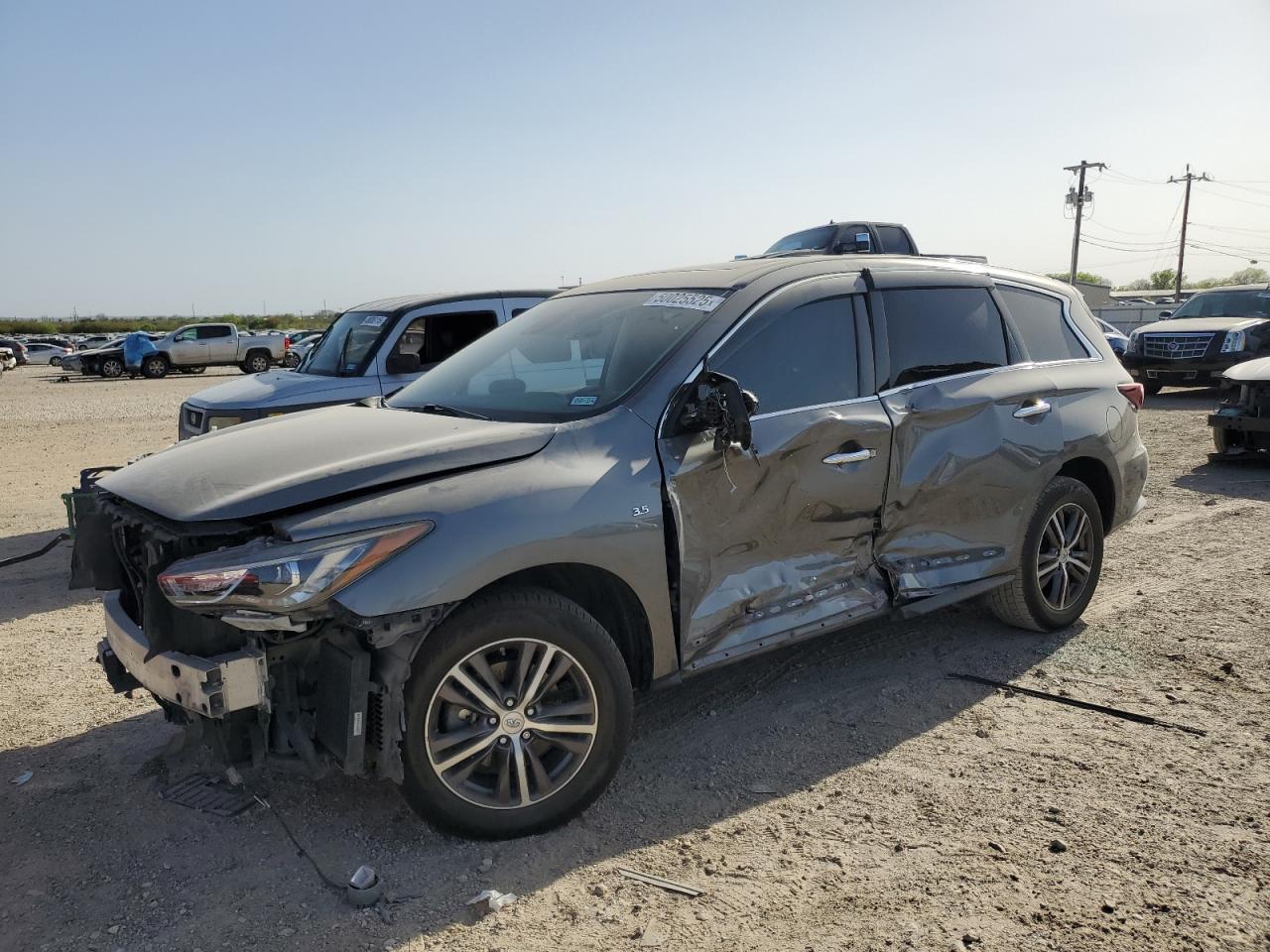 2019 INFINITI QX60 LUXE