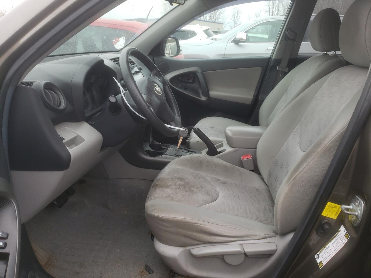 2011 TOYOTA RAV4 - Image 7