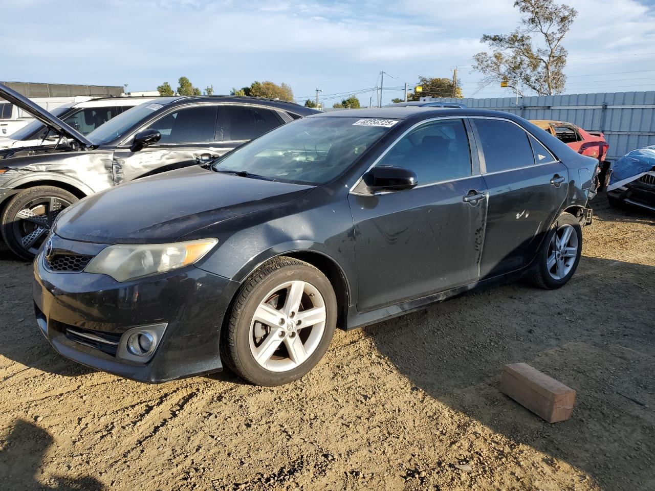 2014 TOYOTA CAMRY L
