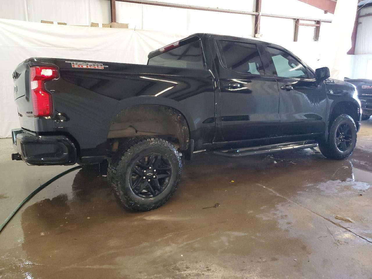 2024 CHEVROLET SILVERADO - Image 3