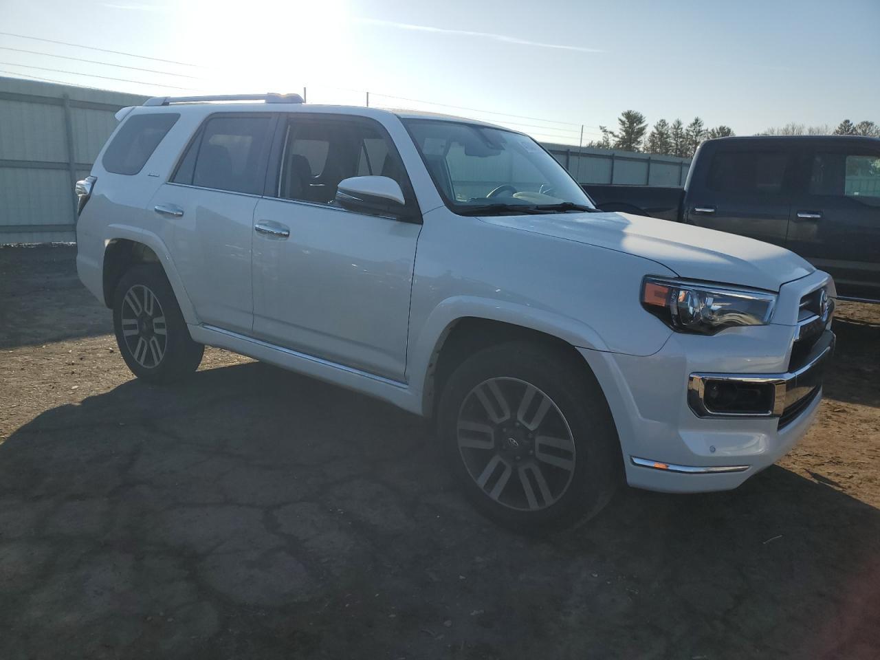 2020 TOYOTA 4RUNNER SR - Фото 4