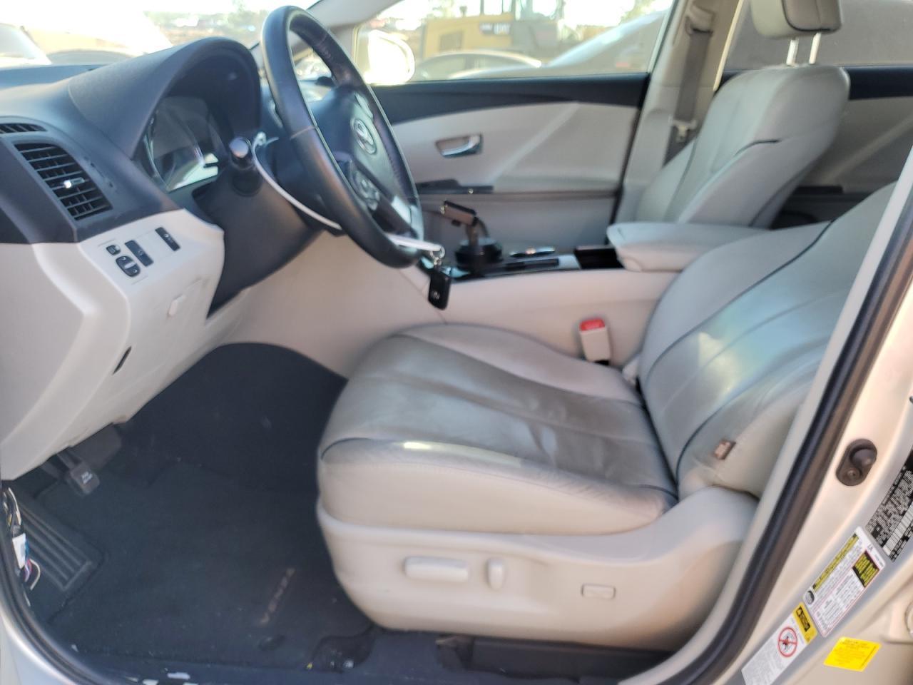 2013 TOYOTA VENZA LE - Фото 7