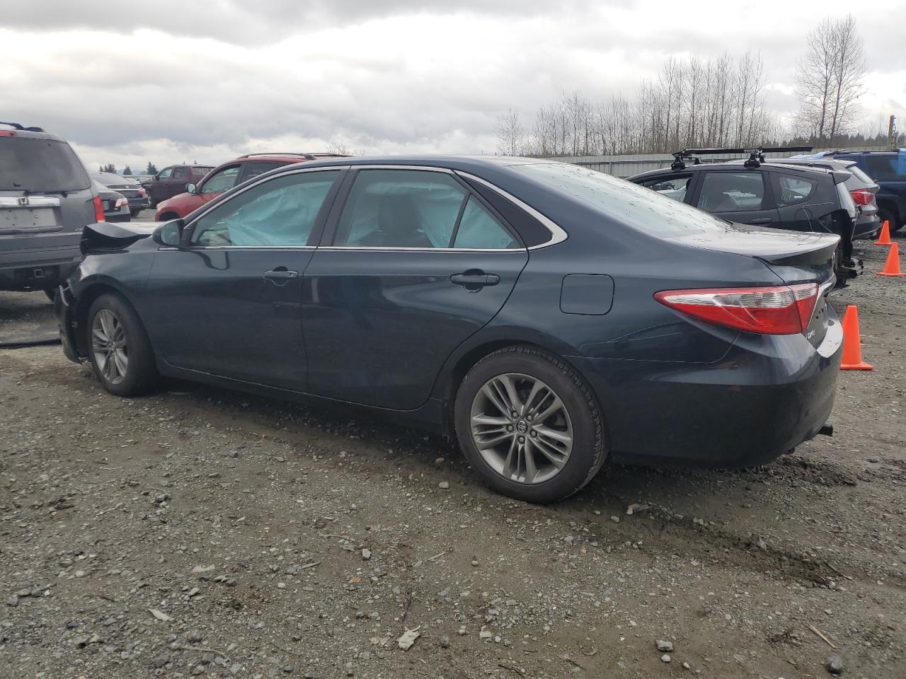 2016 TOYOTA CAMRY LE - Фото 2