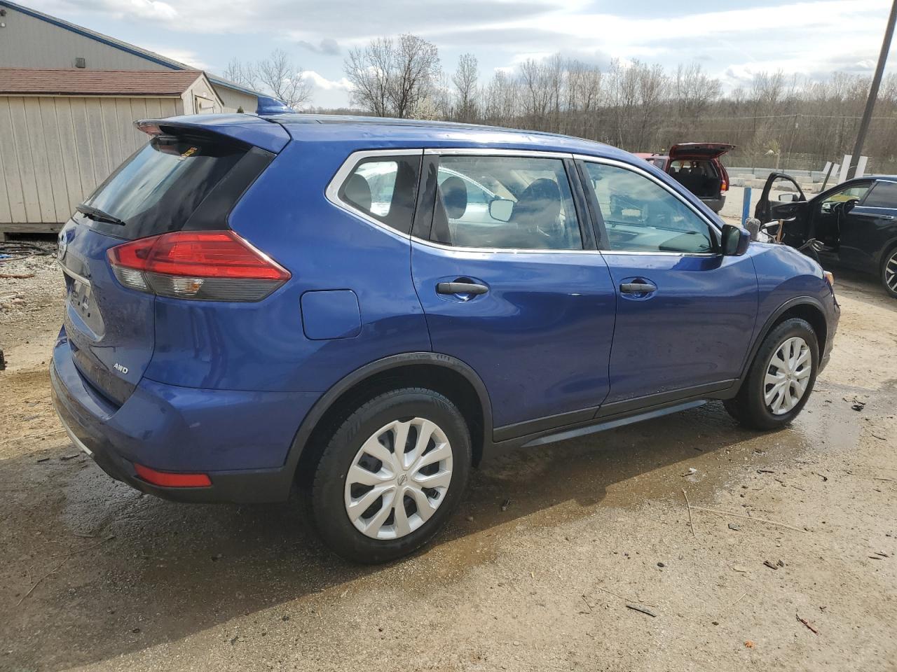 2017 NISSAN ROGUE S - Image 3