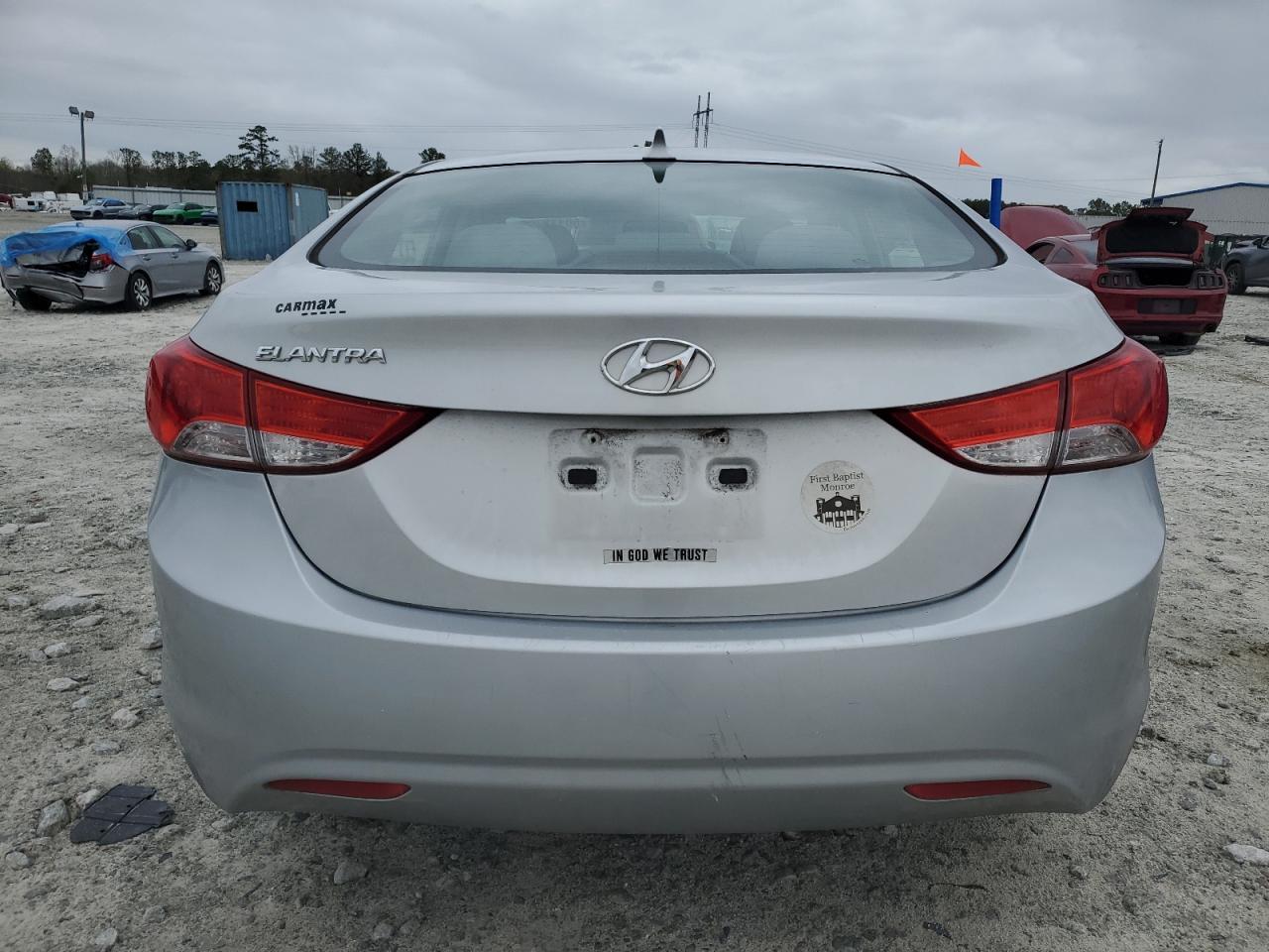 2013 HYUNDAI ELANTRA GL - Image 6