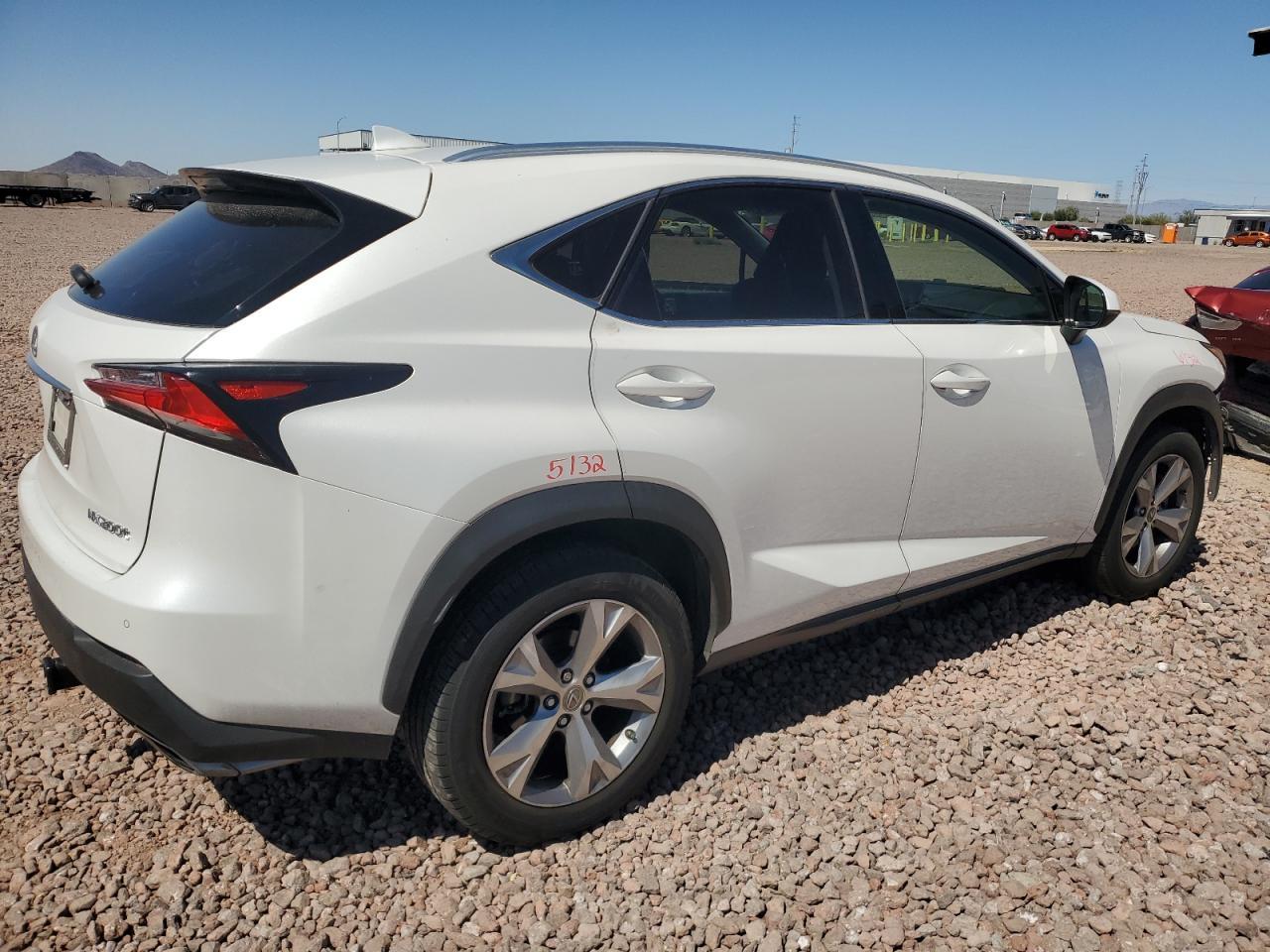 2017 LEXUS NX 200T BA - Фото 3