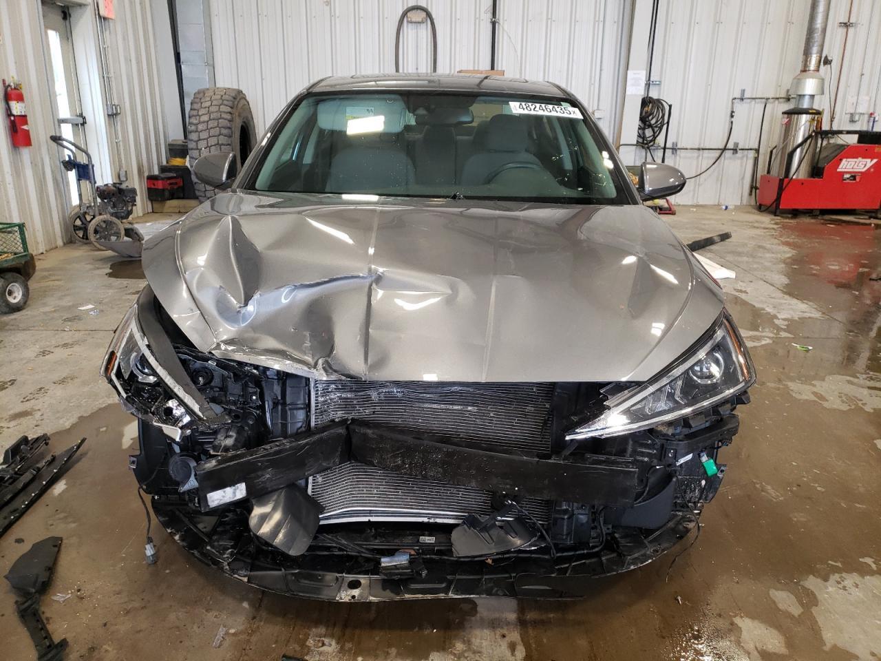 2019 HYUNDAI ELANTRA SE - Фото 5