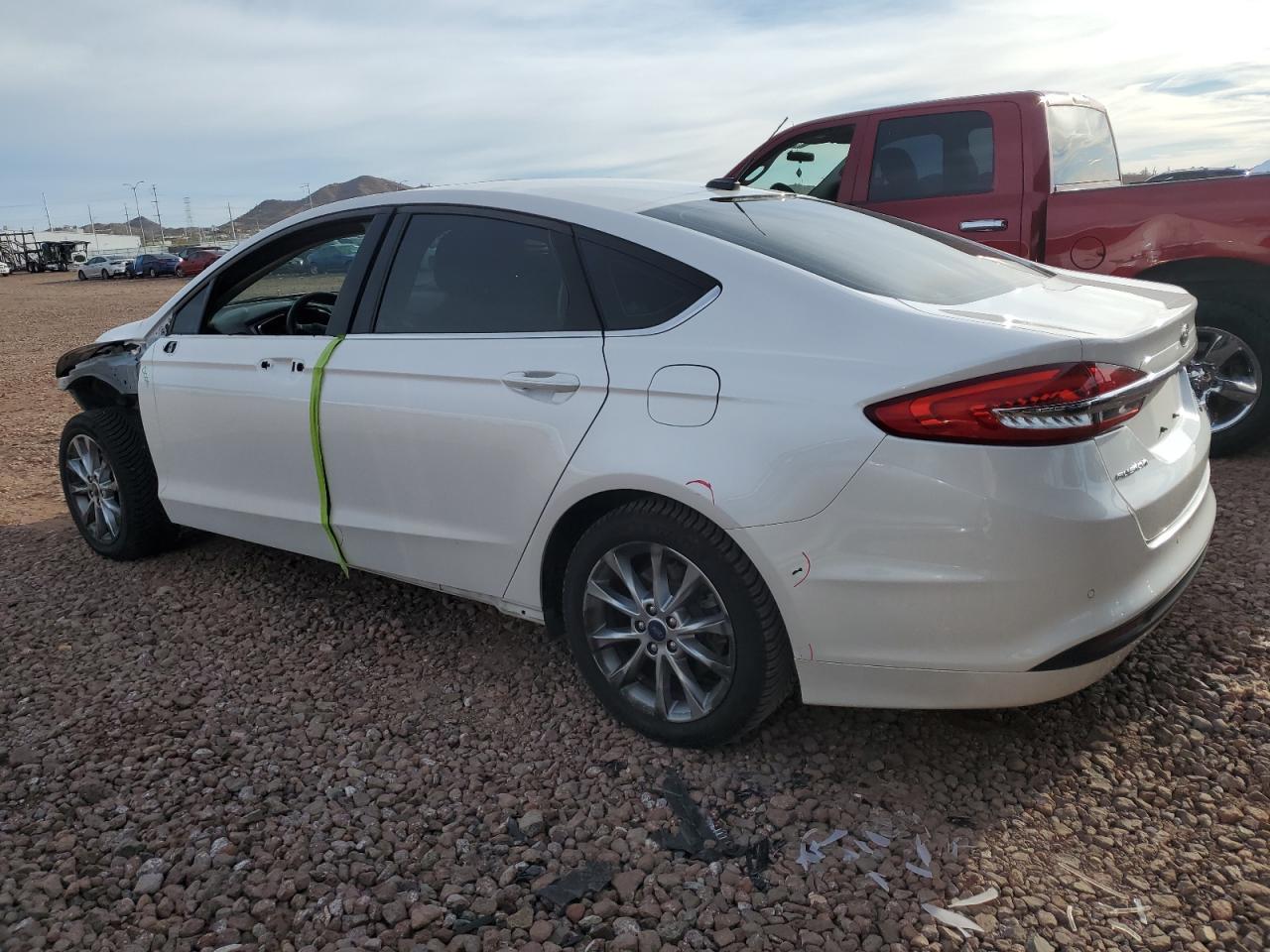 2017 FORD FUSION SE - Фото 2
