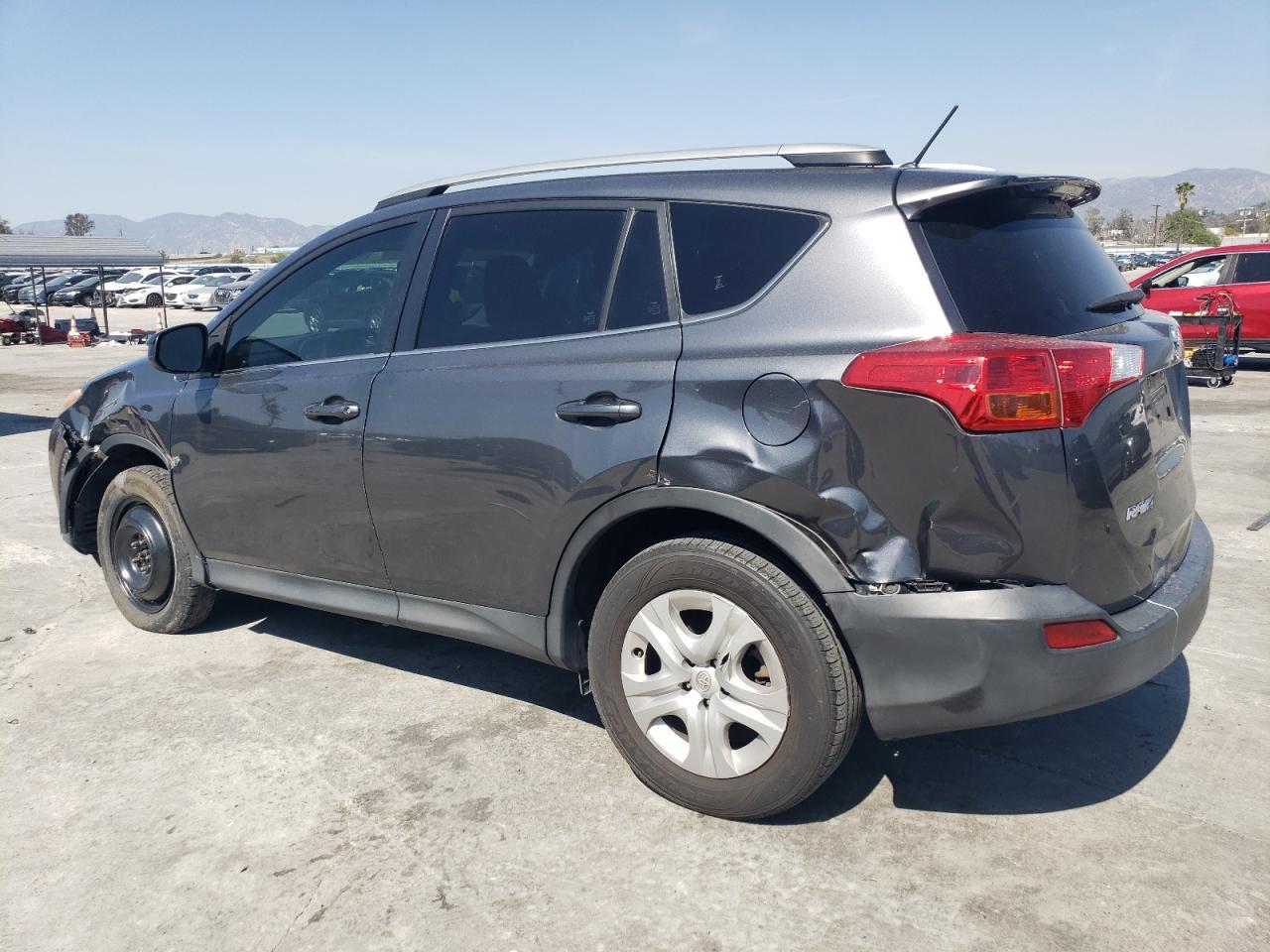 2015 TOYOTA RAV4 LE - Фото 2