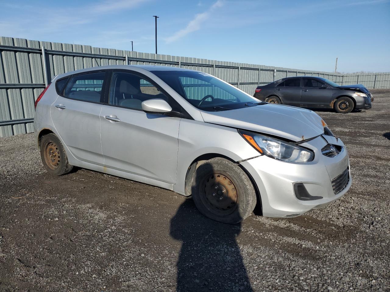 2014 HYUNDAI ACCENT GLS - Фото 4
