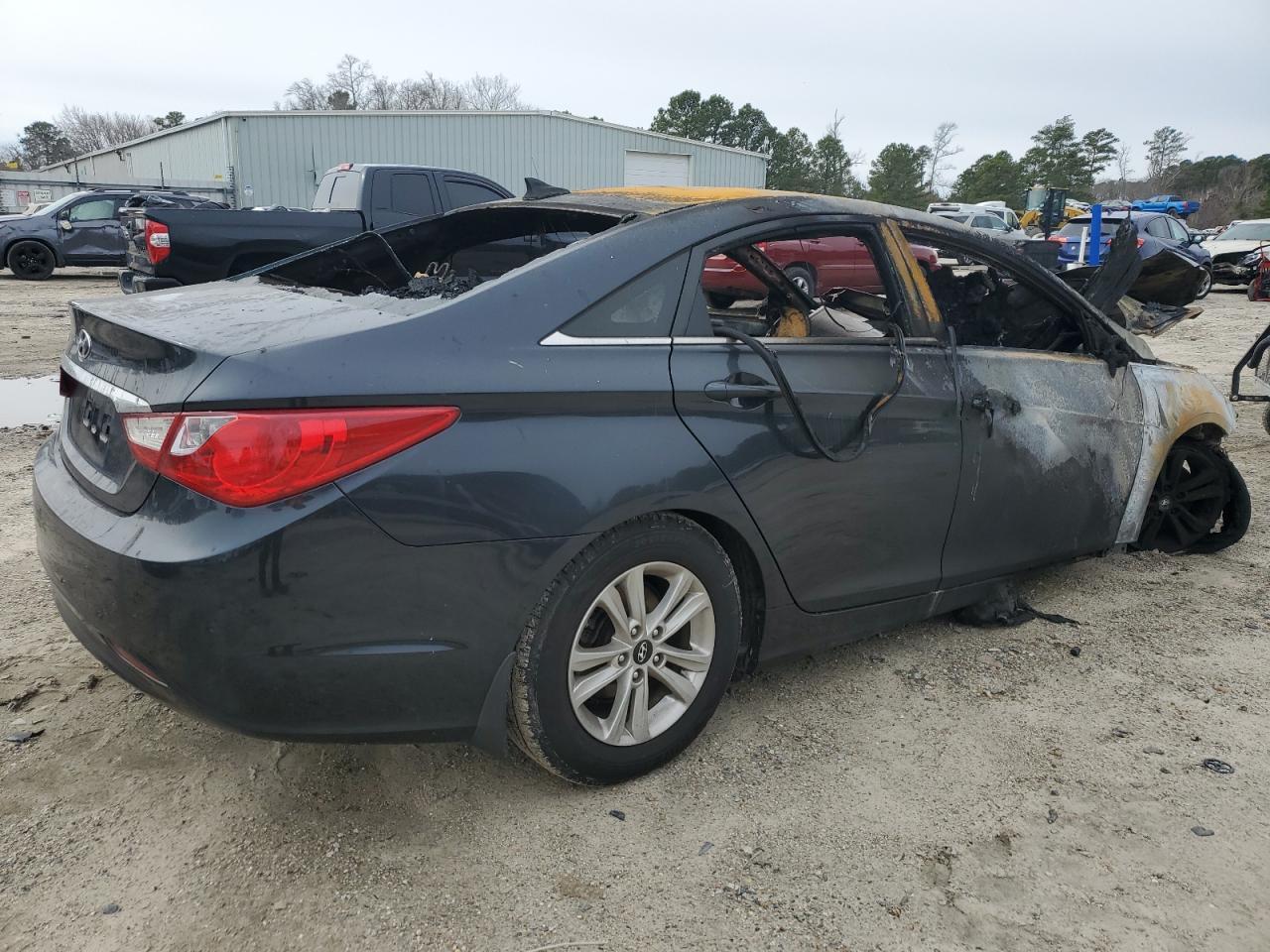 2013 HYUNDAI SONATA GLS - Фото 3