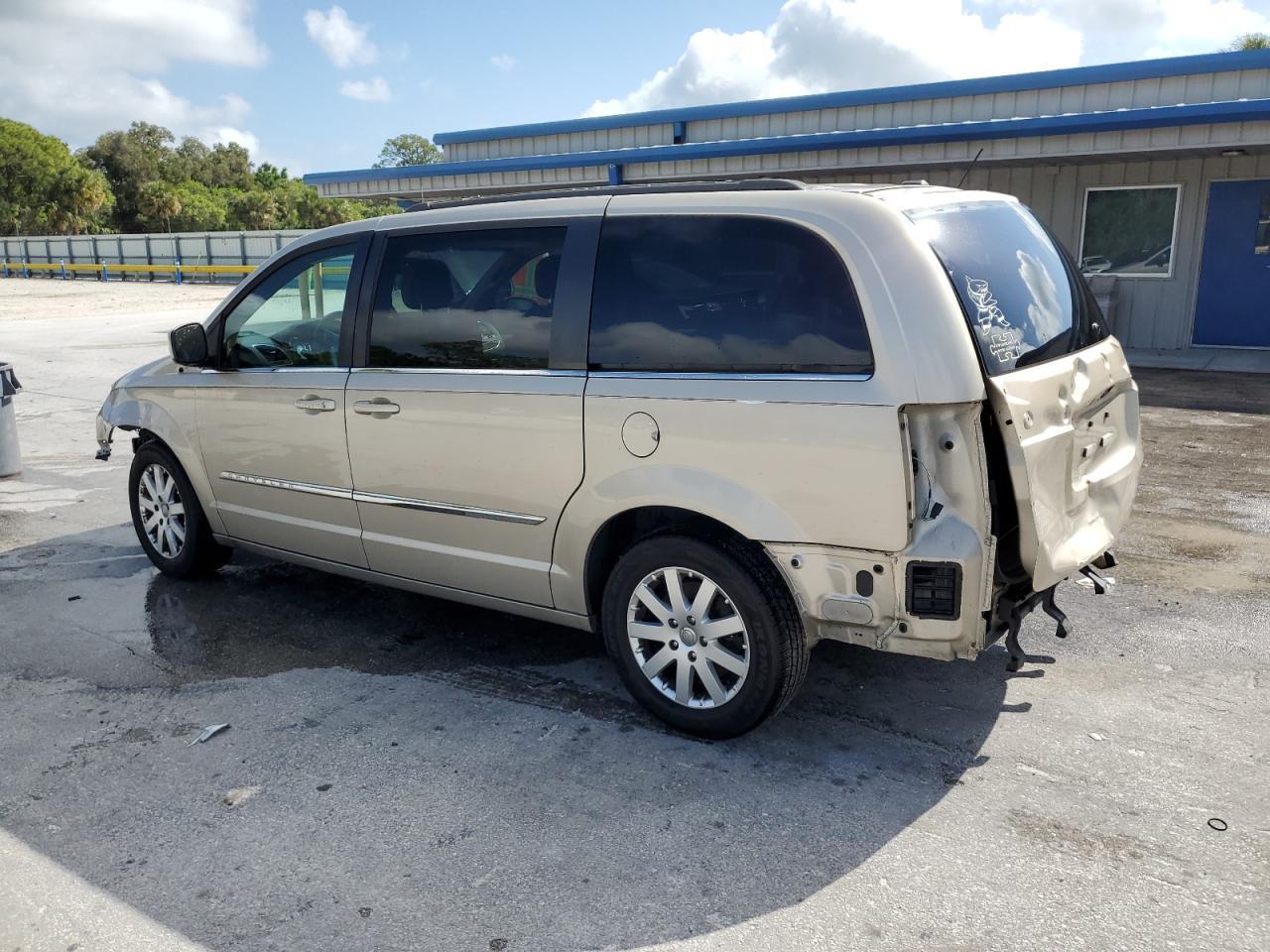 2014 CHRYSLER TOWN & COU - Фото 2