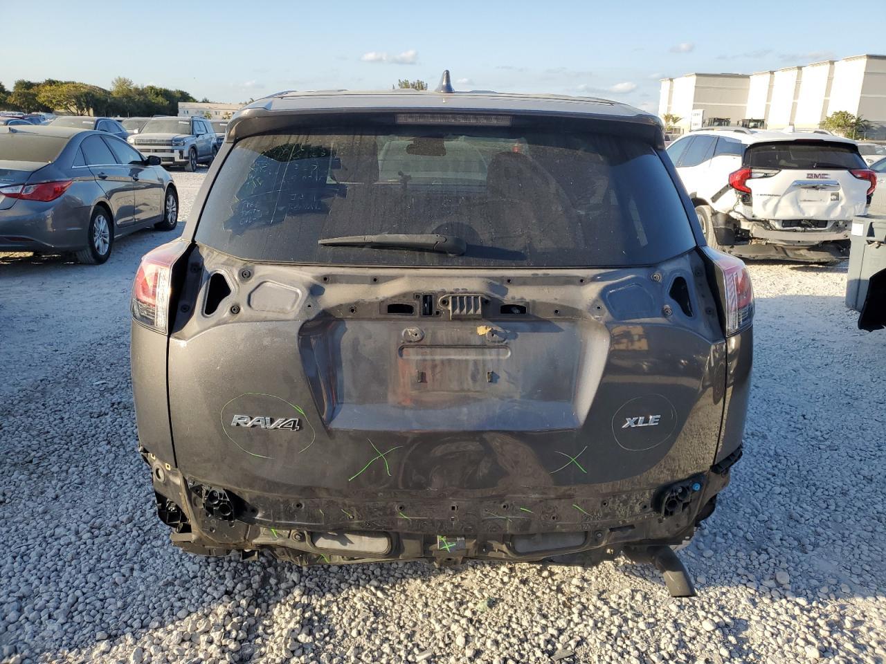 2018 TOYOTA RAV4 ADVEN - Фото 6