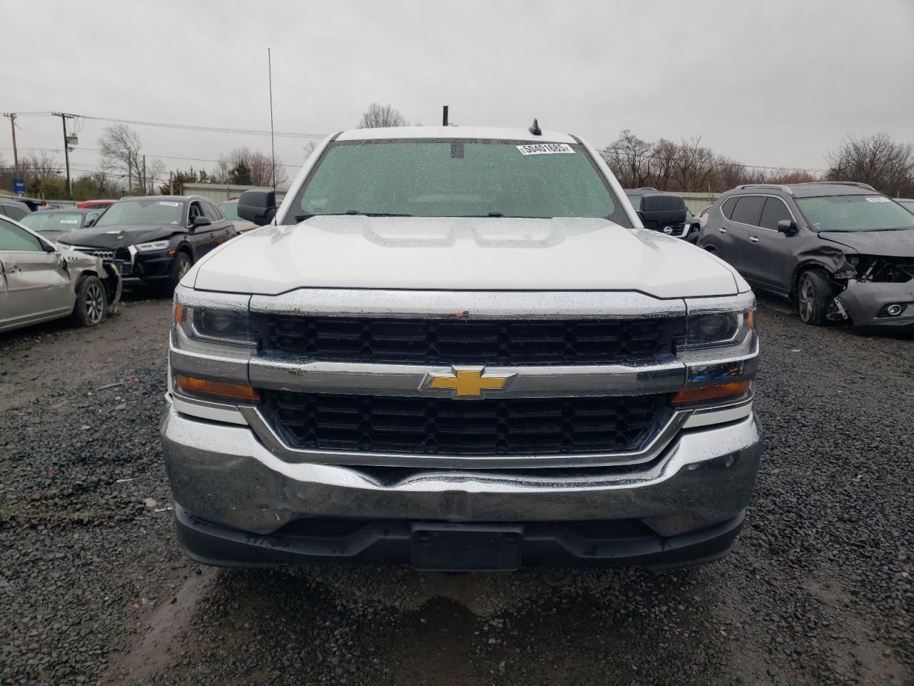 2018 CHEVROLET SILVERADO - Фото 5