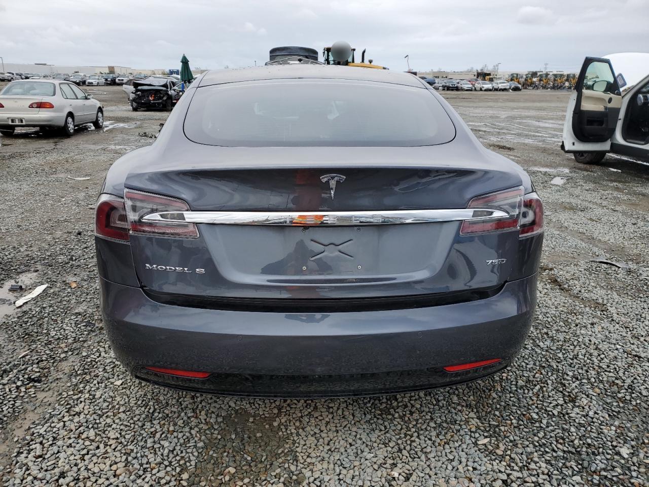 2017 TESLA MODEL S - Image 6