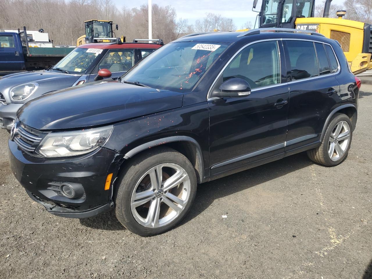 2015 VOLKSWAGEN TIGUAN S