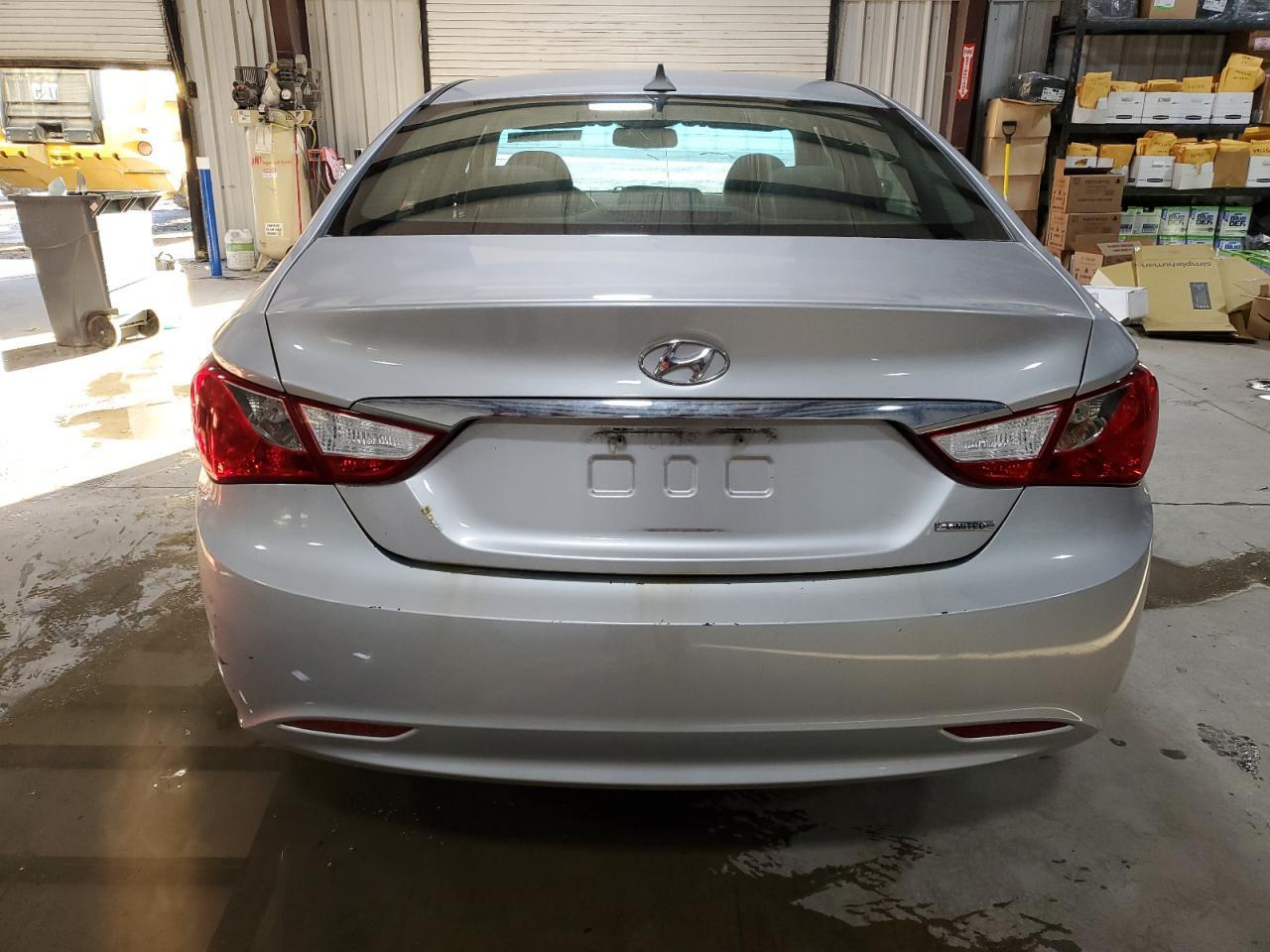 2013 HYUNDAI SONATA SE - Фото 6