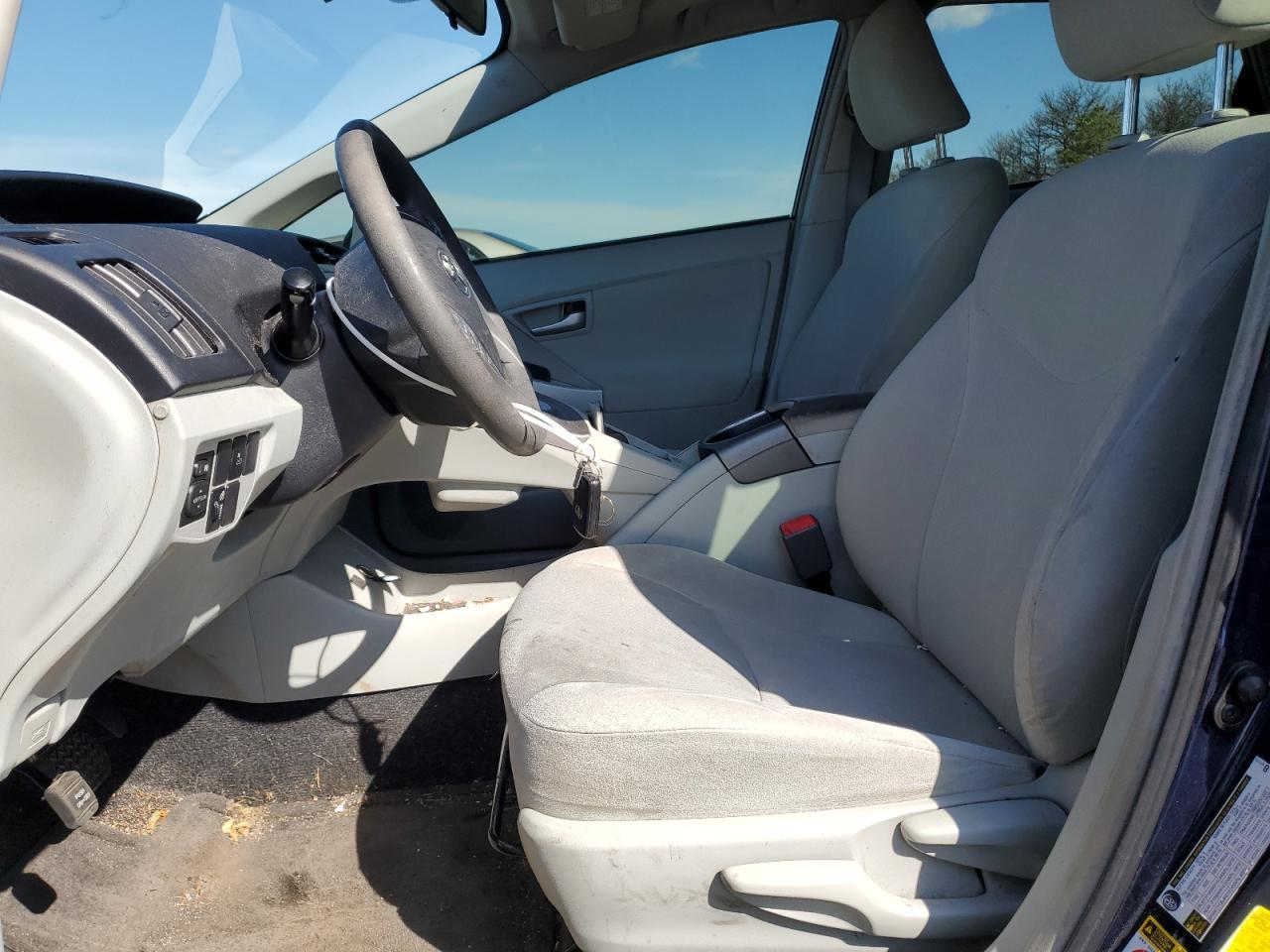 2013 TOYOTA PRIUS - Image 7