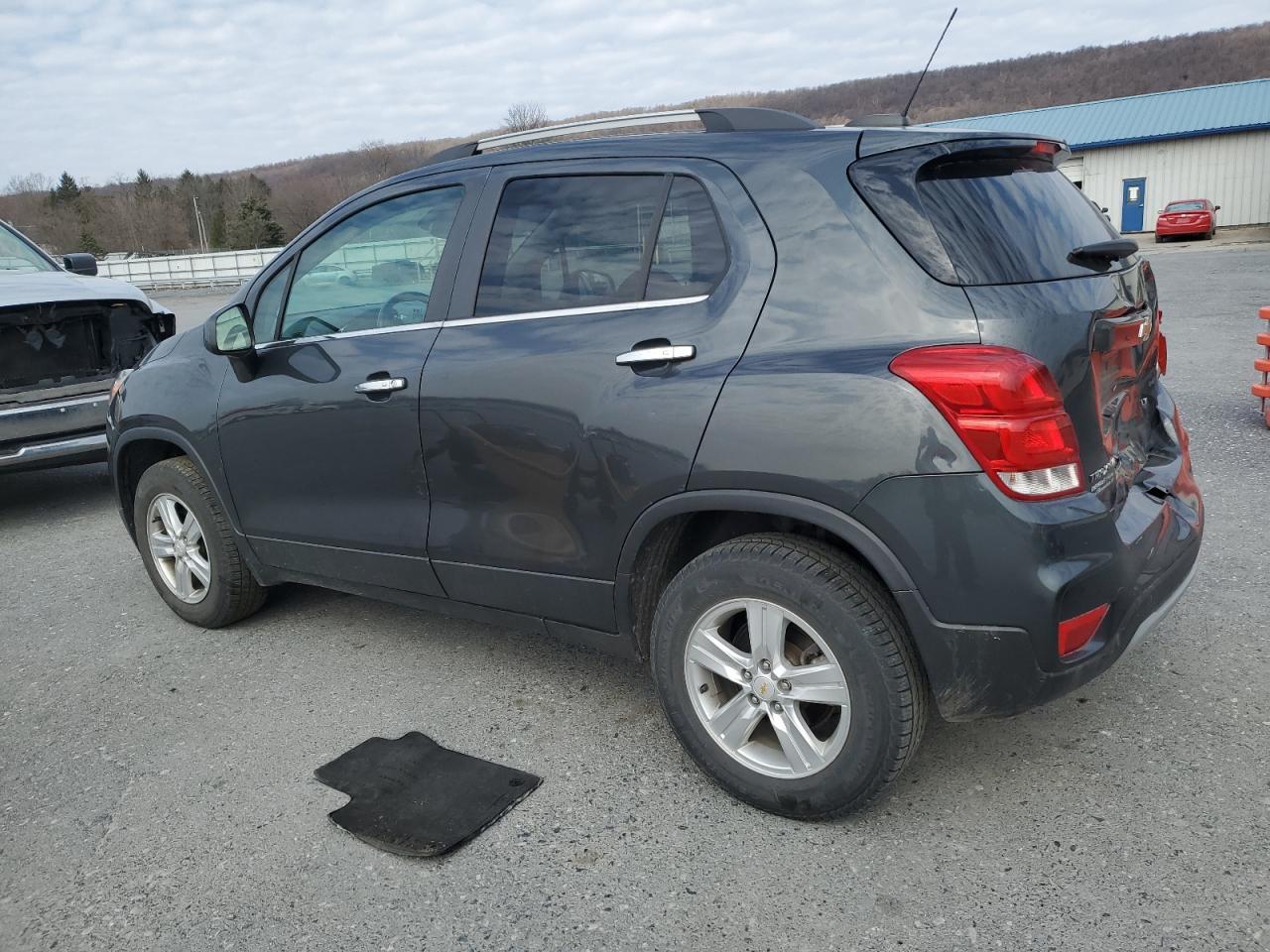 2018 CHEVROLET TRAX 1LT - Image 2