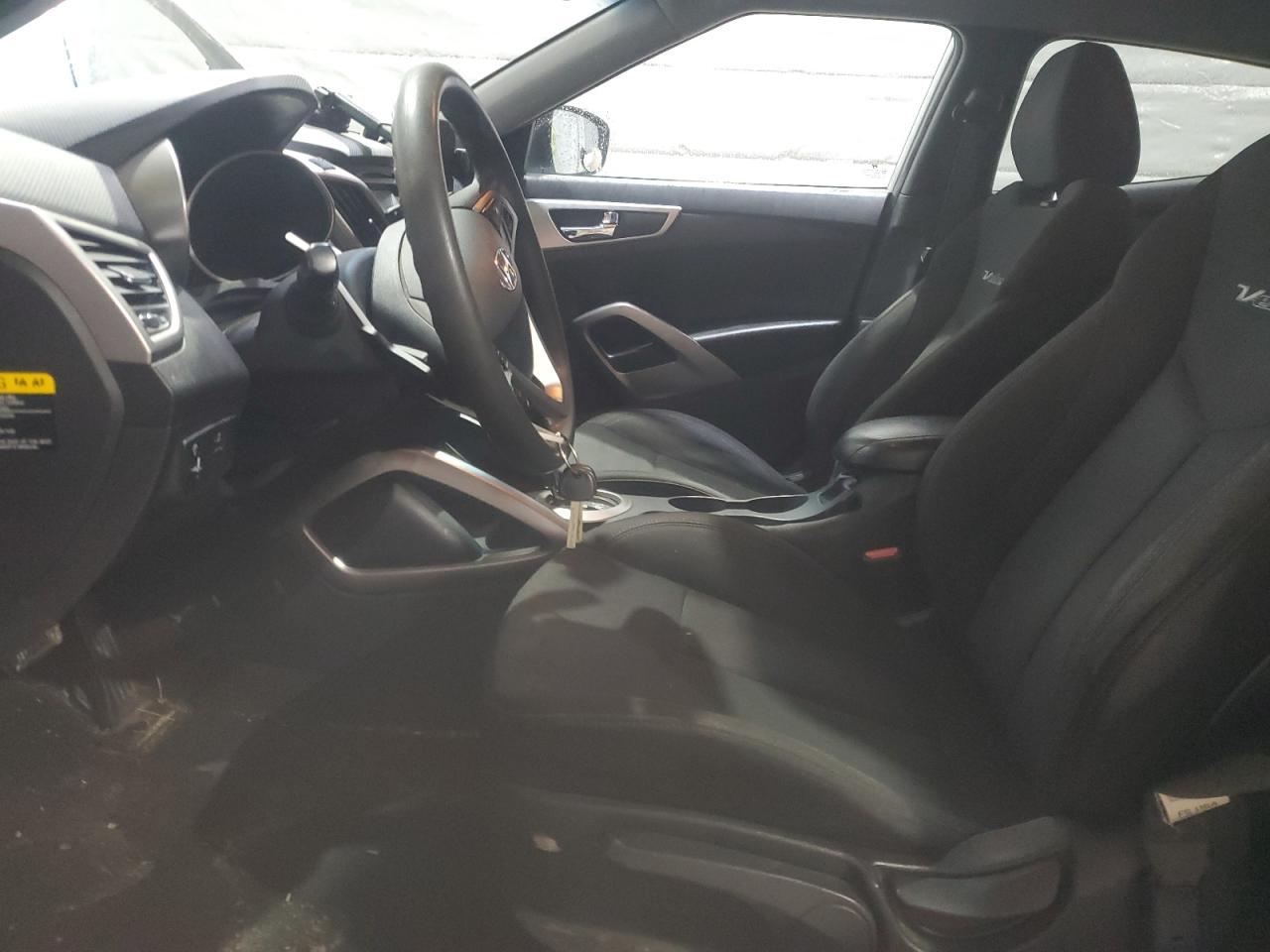 2013 HYUNDAI VELOSTER - Image 7