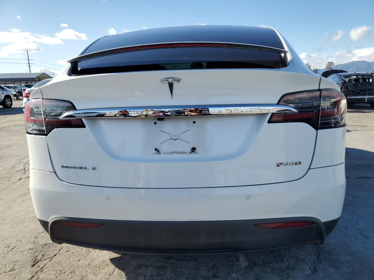 2016 TESLA MODEL X - Фото 6