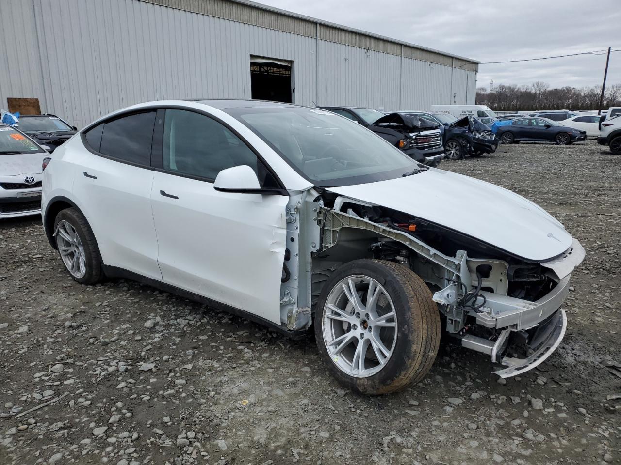 2023 TESLA MODEL Y - Image 4