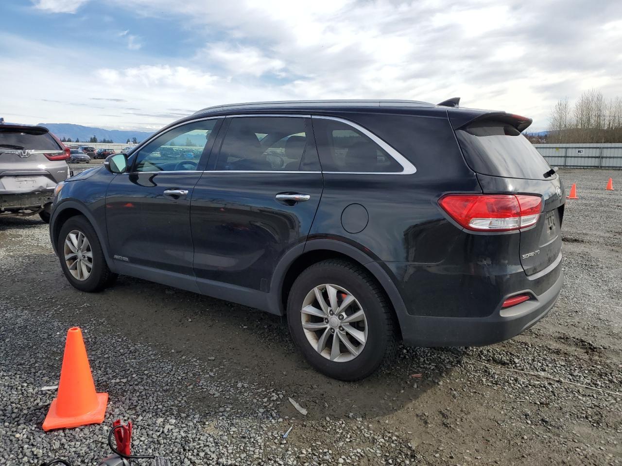 2016 KIA SORENTO LX - Image 2