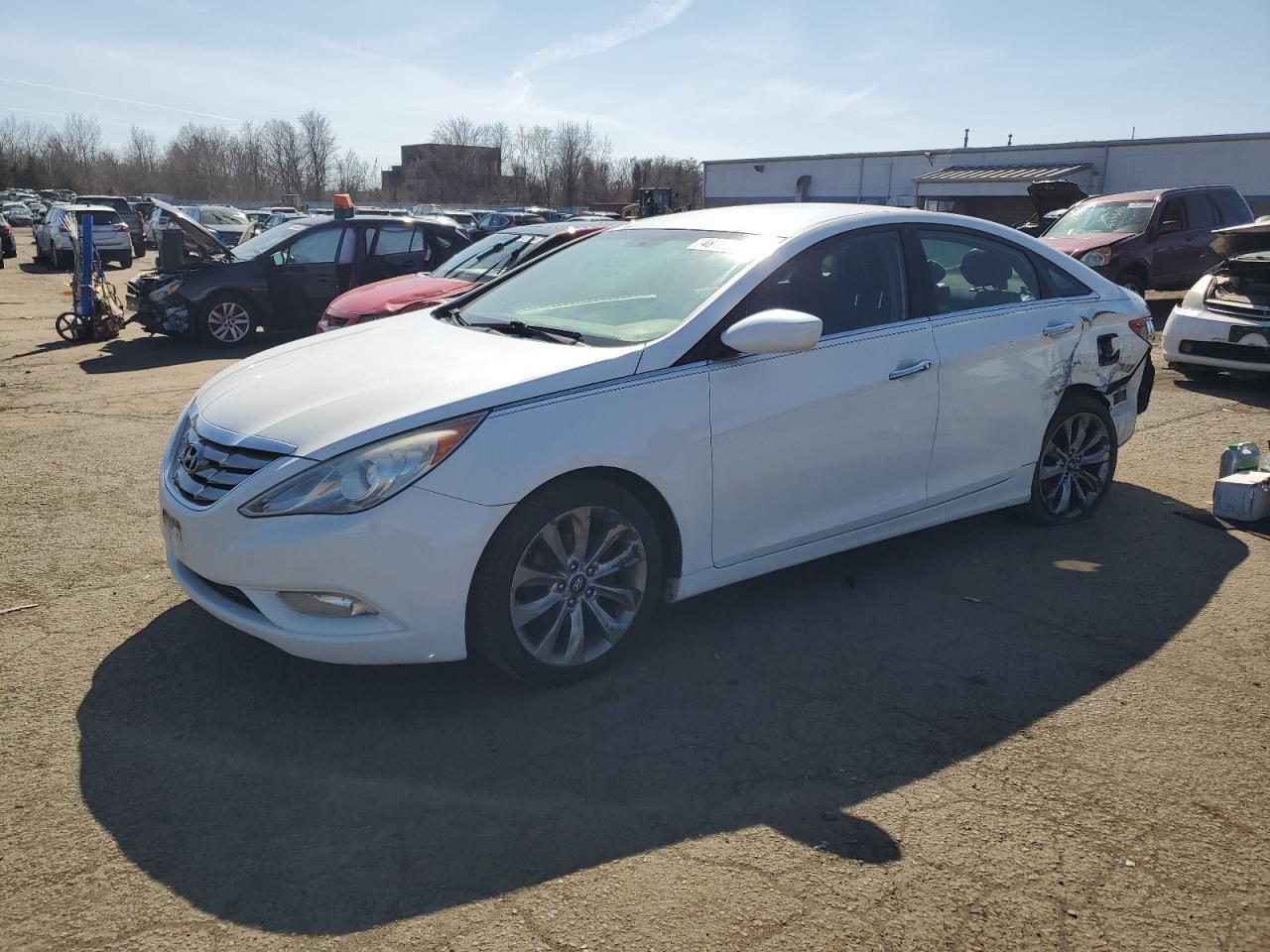 2011 HYUNDAI SONATA SE