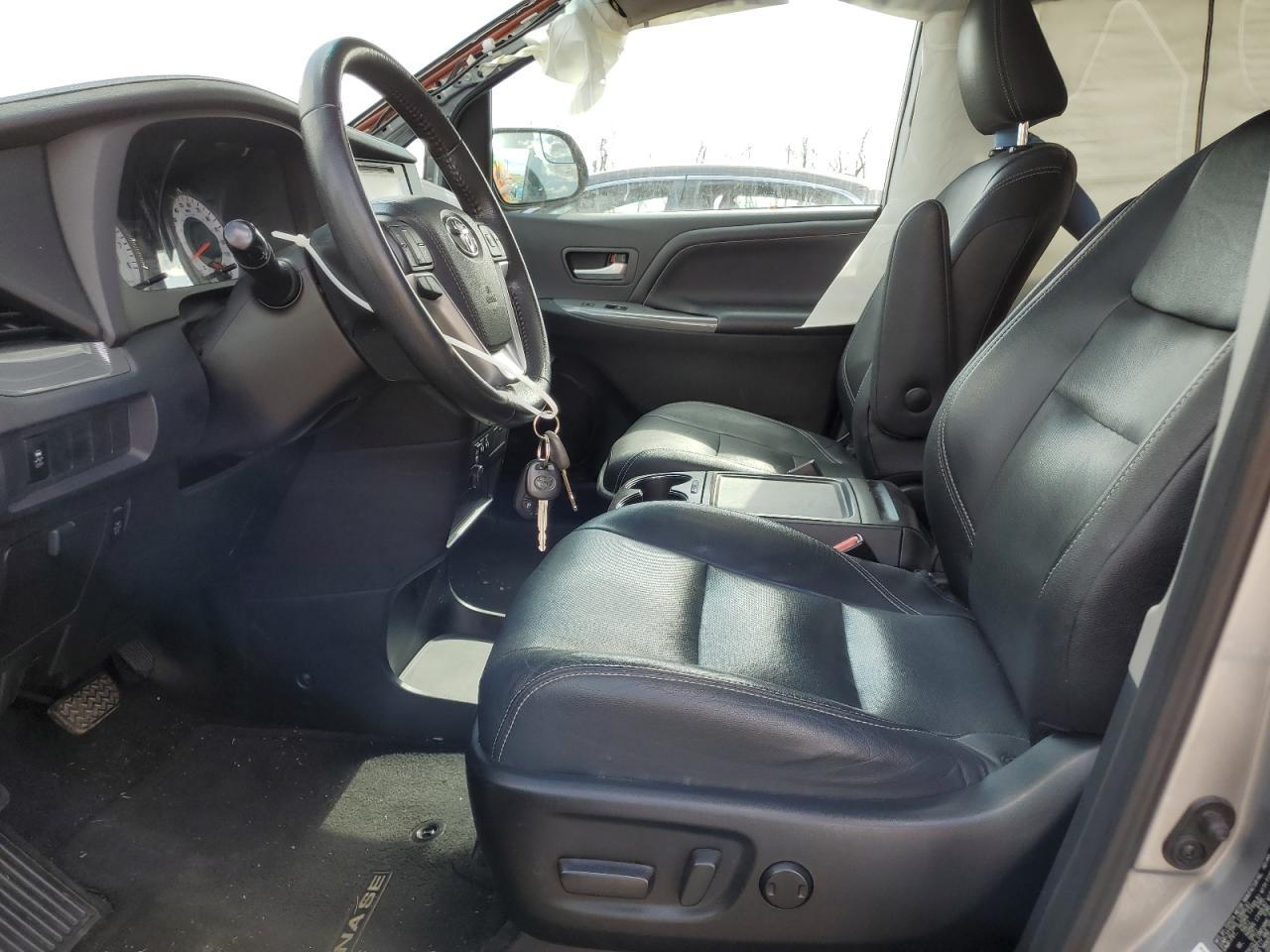 2015 TOYOTA SIENNA SPO - Фото 7