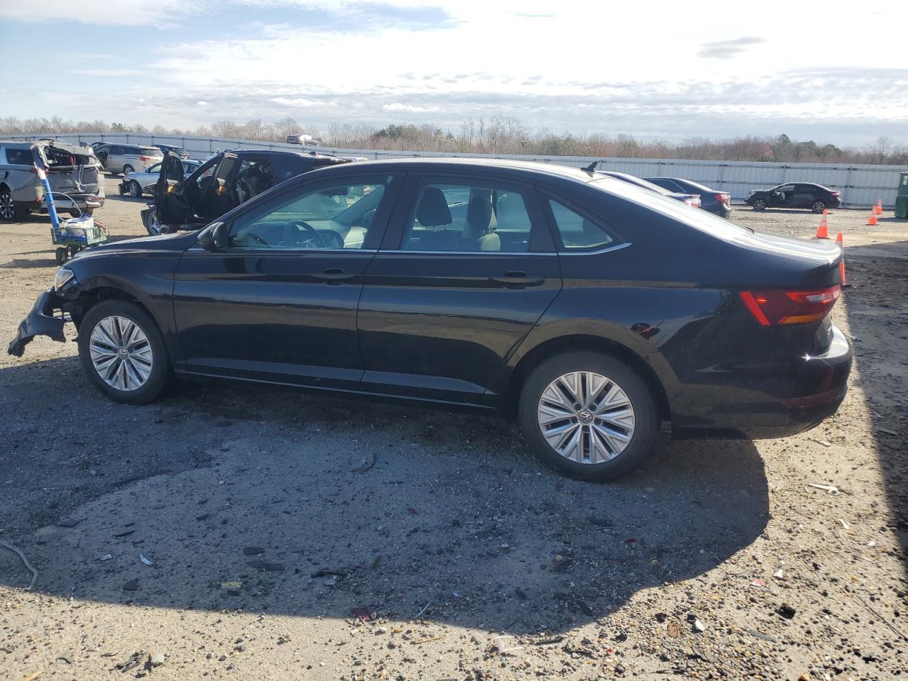 2019 VOLKSWAGEN JETTA S - Фото 2