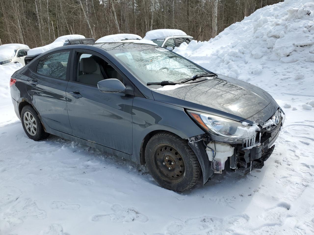2012 HYUNDAI ACCENT GLS - Image 4