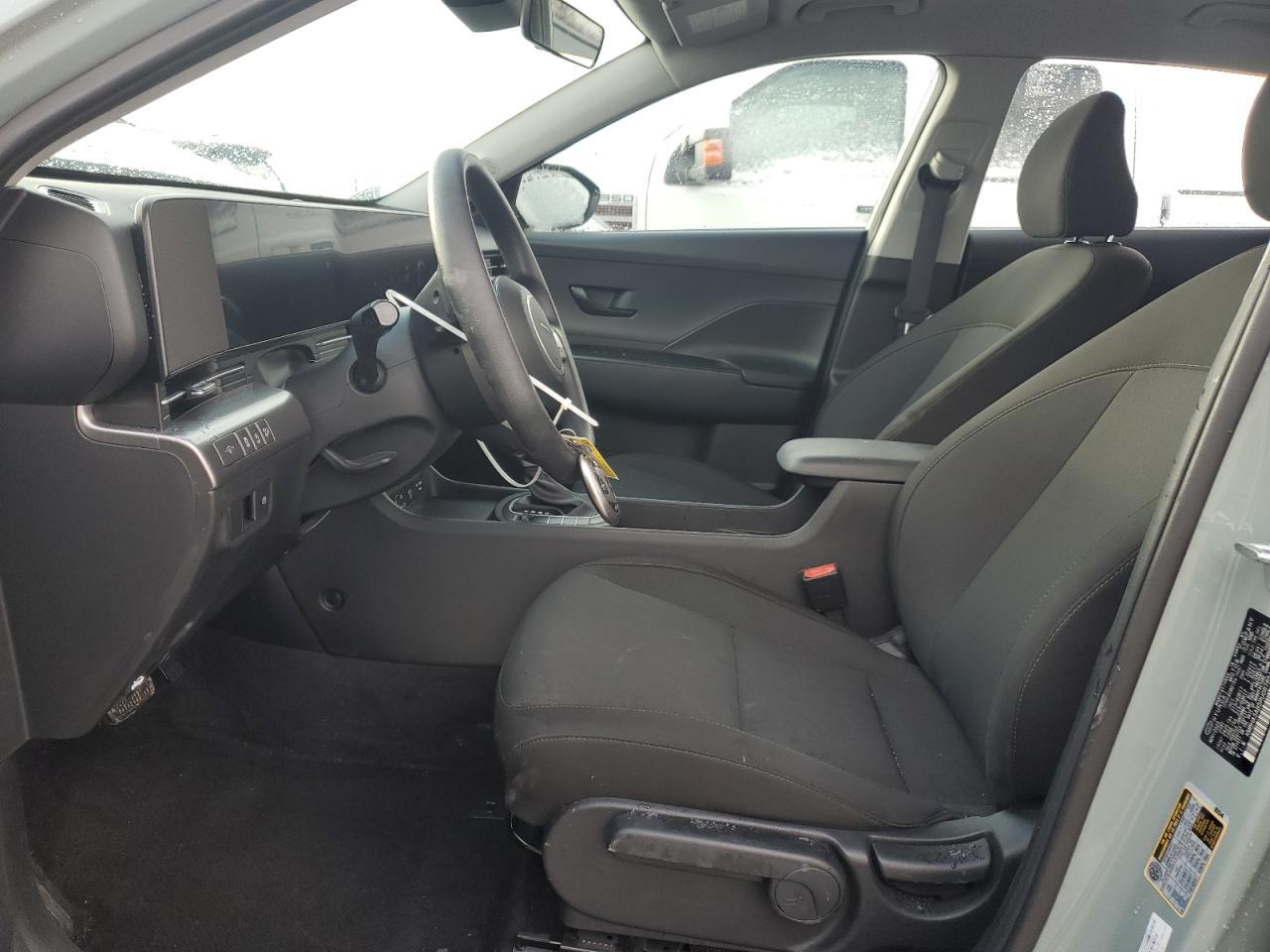 2024 HYUNDAI KONA SE - Фото 7