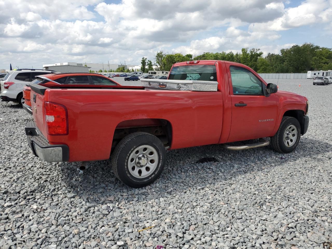 2013 CHEVROLET SILVERADO - Image 3