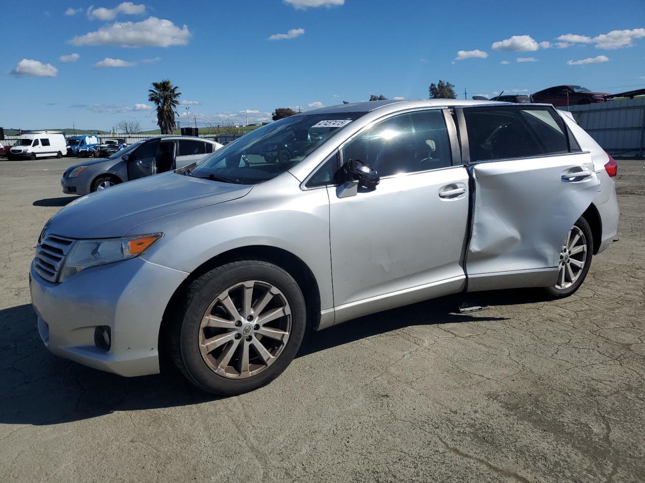 2011 TOYOTA VENZA