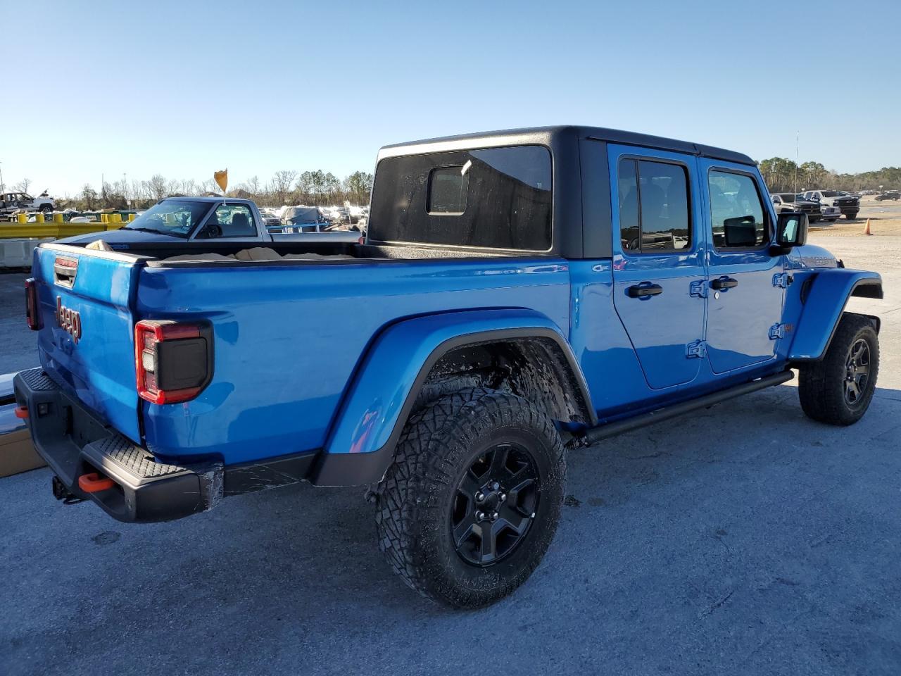 2023 JEEP GLADIATOR - Image 3