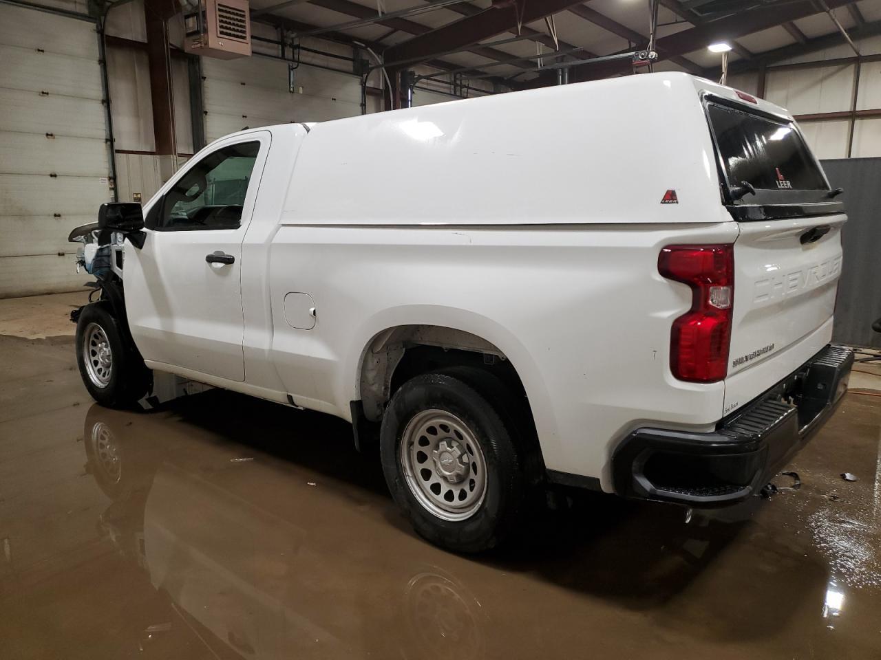 2023 CHEVROLET SILVERADO - Фото 2
