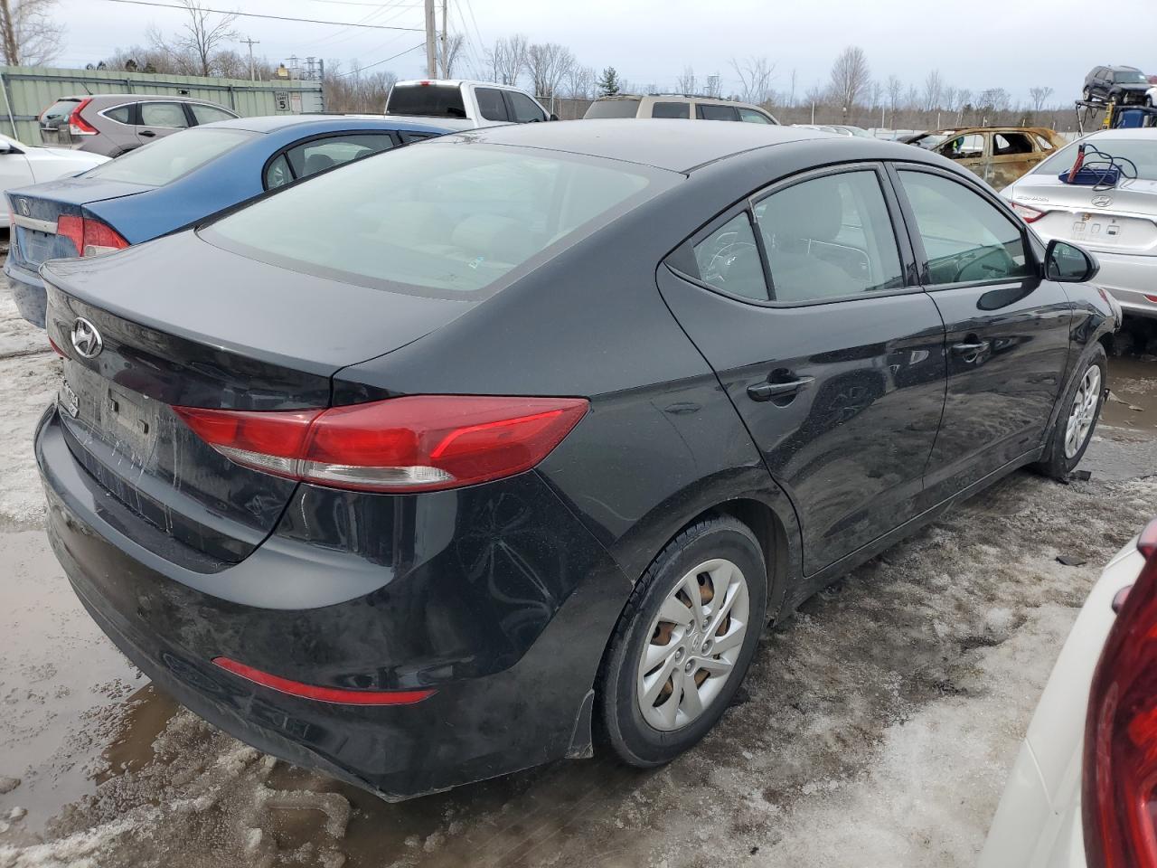 2018 HYUNDAI ELANTRA SE - Фото 3
