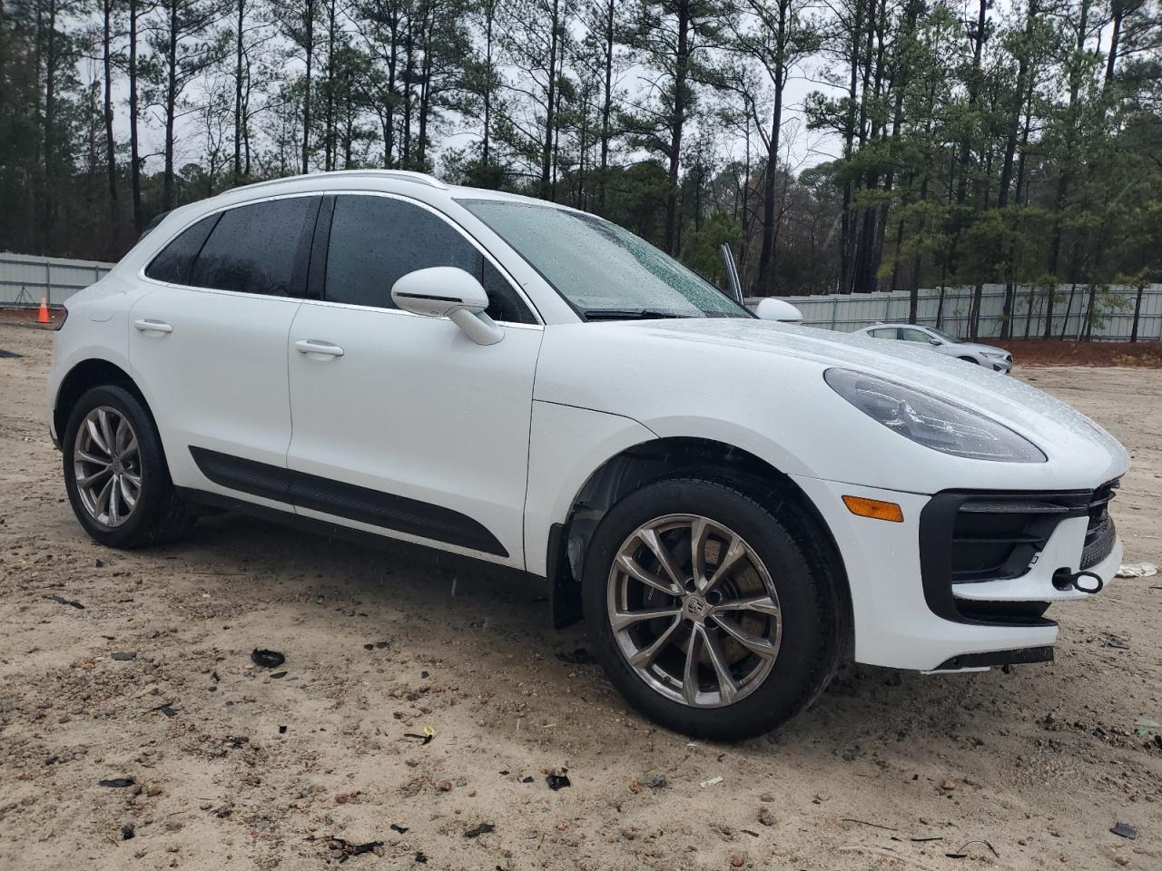2023 PORSCHE MACAN BASE - Фото 4