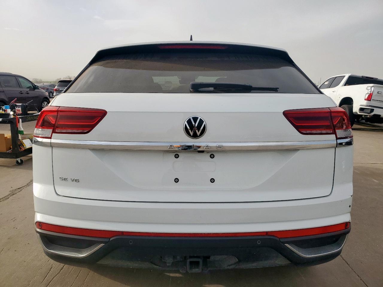 2022 VOLKSWAGEN ATLAS CROS - Image 6