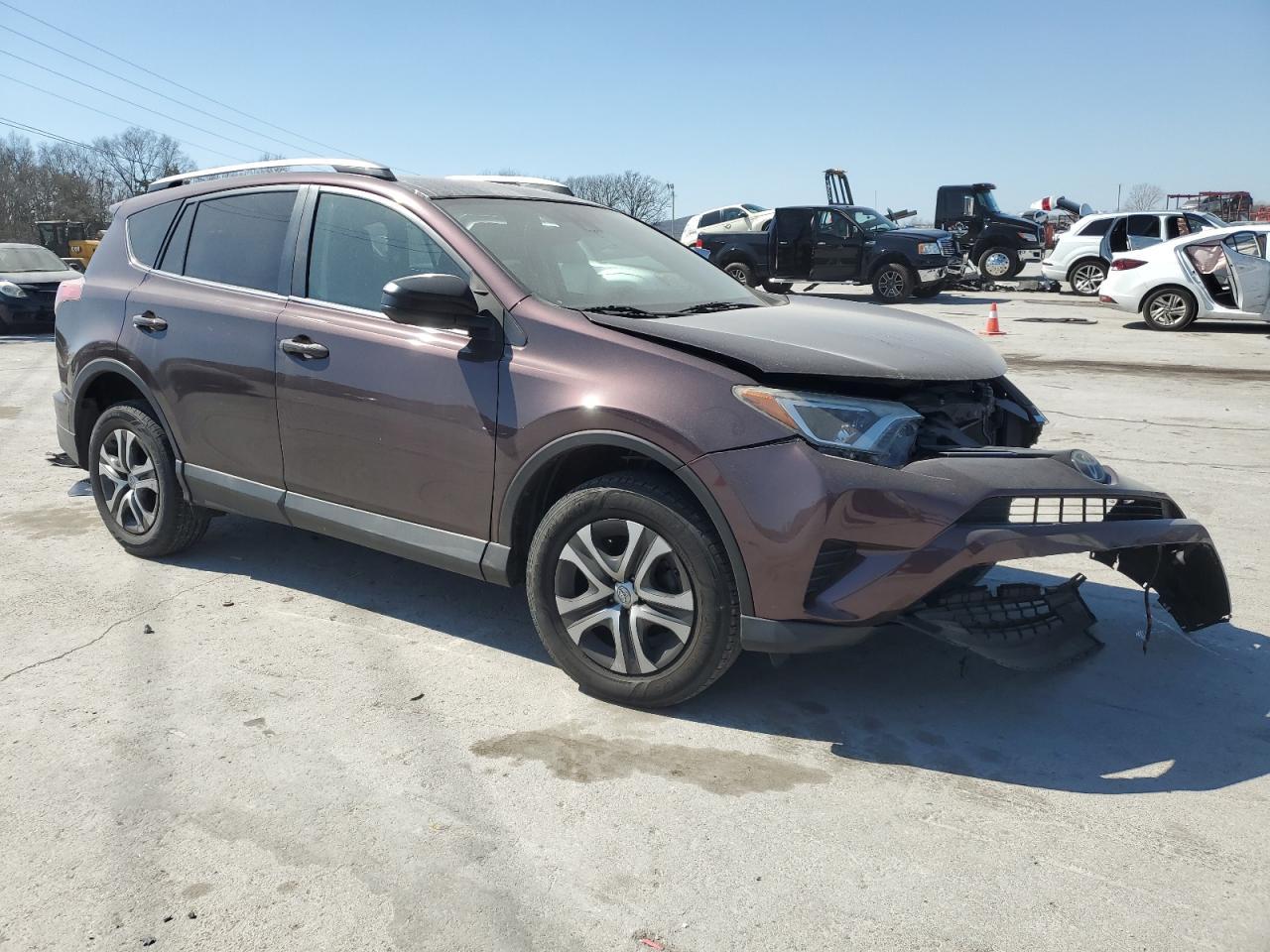 2018 TOYOTA RAV4 LE - Image 4