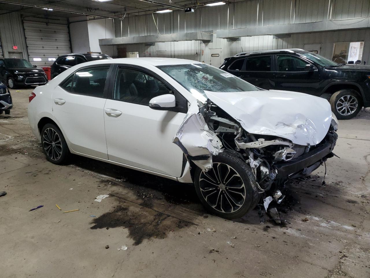 2014 TOYOTA COROLLA L - Image 4